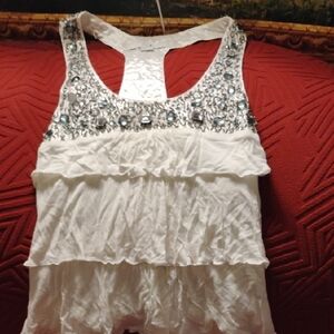 Elegant White Sleeveless Top with Embellishments 16 inch p2p 23 inch long